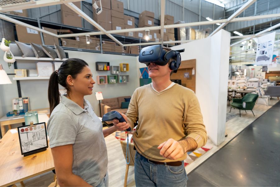 Hombre con unas gafas de realidad virtual