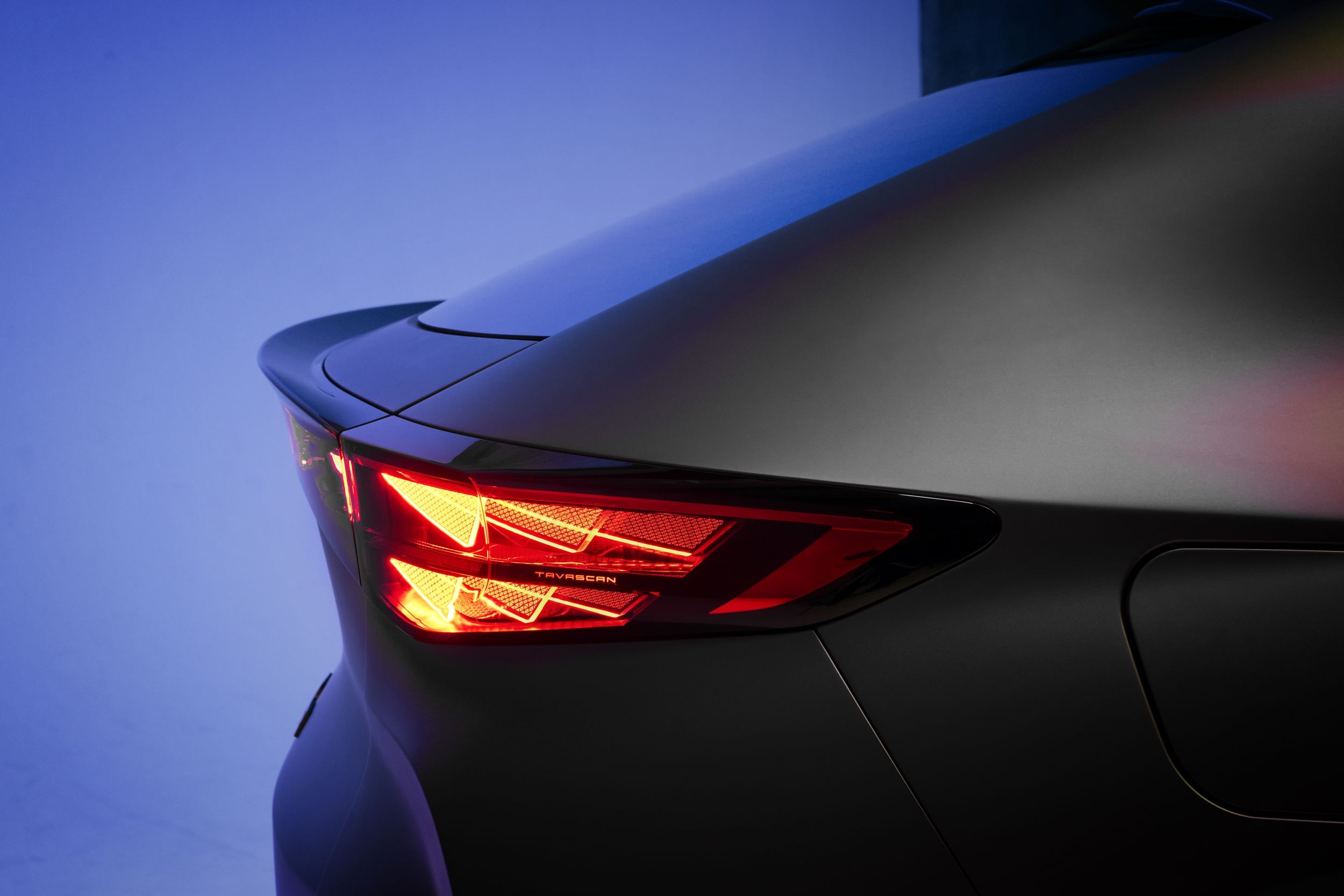 CUPRA ez9-8224-1-643d2576eae6e